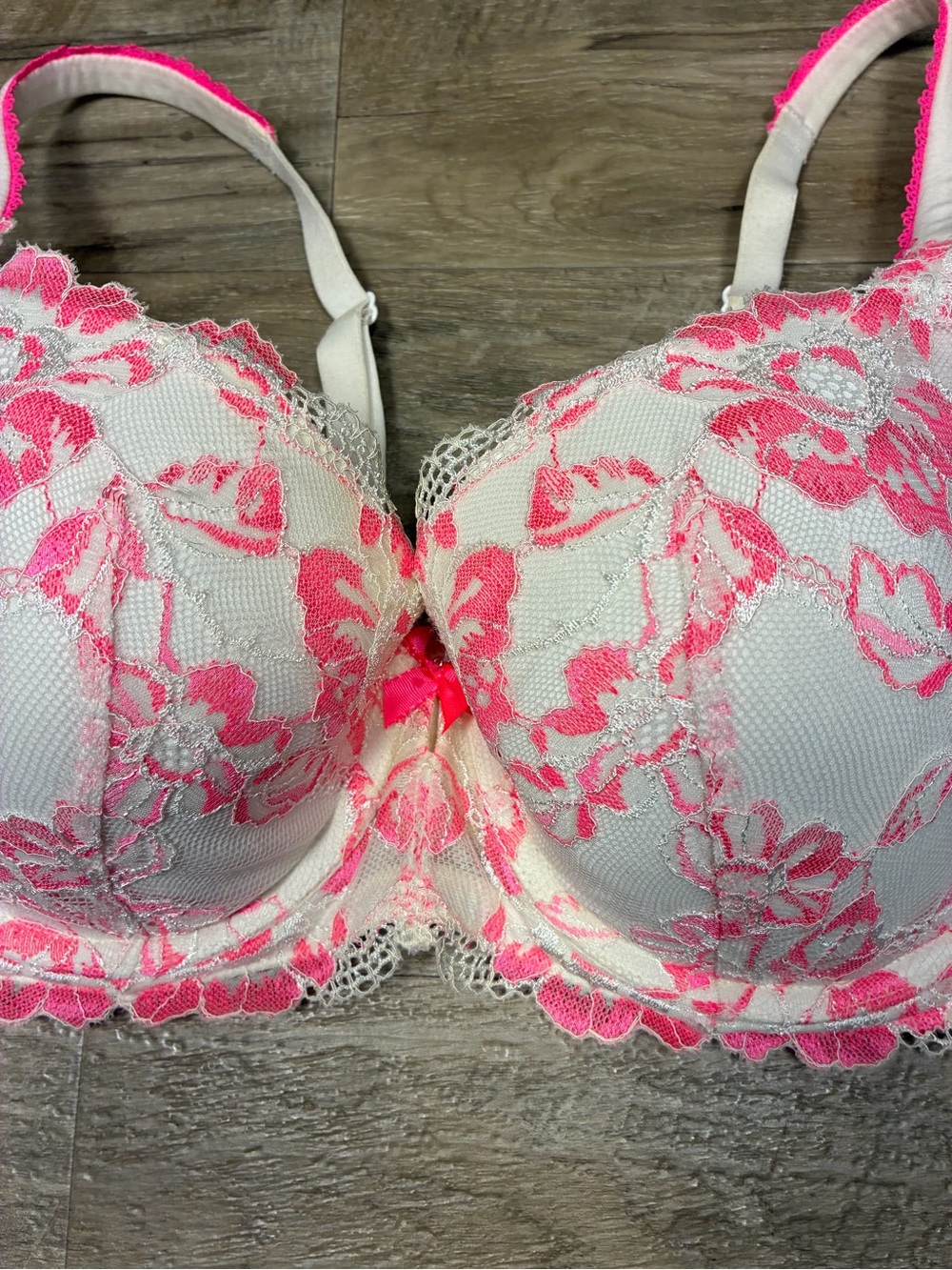 Victoria Secret Floral Lace Lined Demi Bra - Picture 7 of 11